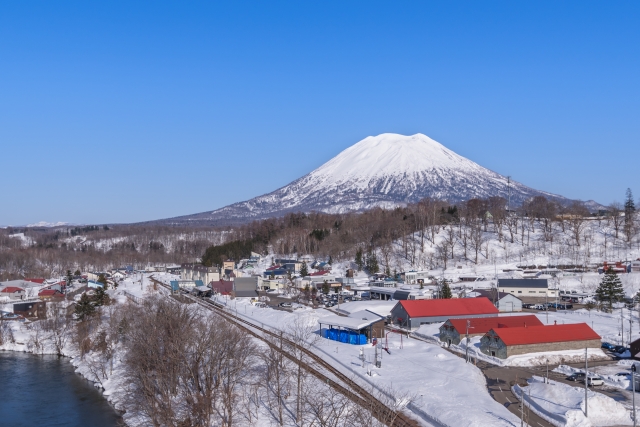 外国人による不動産購入の現状と規制強化の論点　日本の事例と海外比較